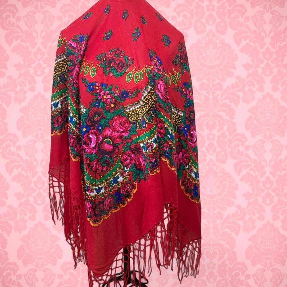 🌺 TRADITIONAL UKRAINIAN FOLK SHAWL - RED FLORAL 🌺